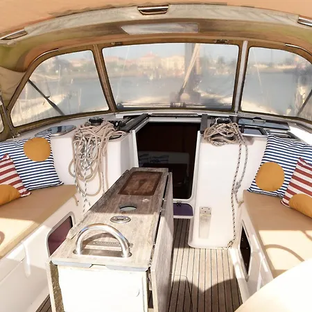 Hotel na wodzie Primo By Mondego Yachts Figueira da Foz