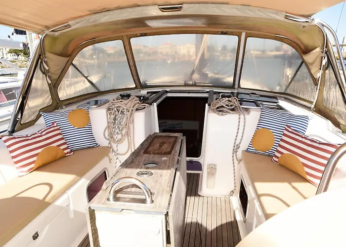 Båthotell Primo By Mondego Yachts Figueira da Foz